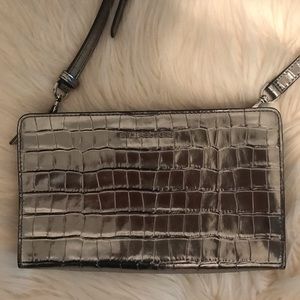 Michael Kors Crossbody Clutch
